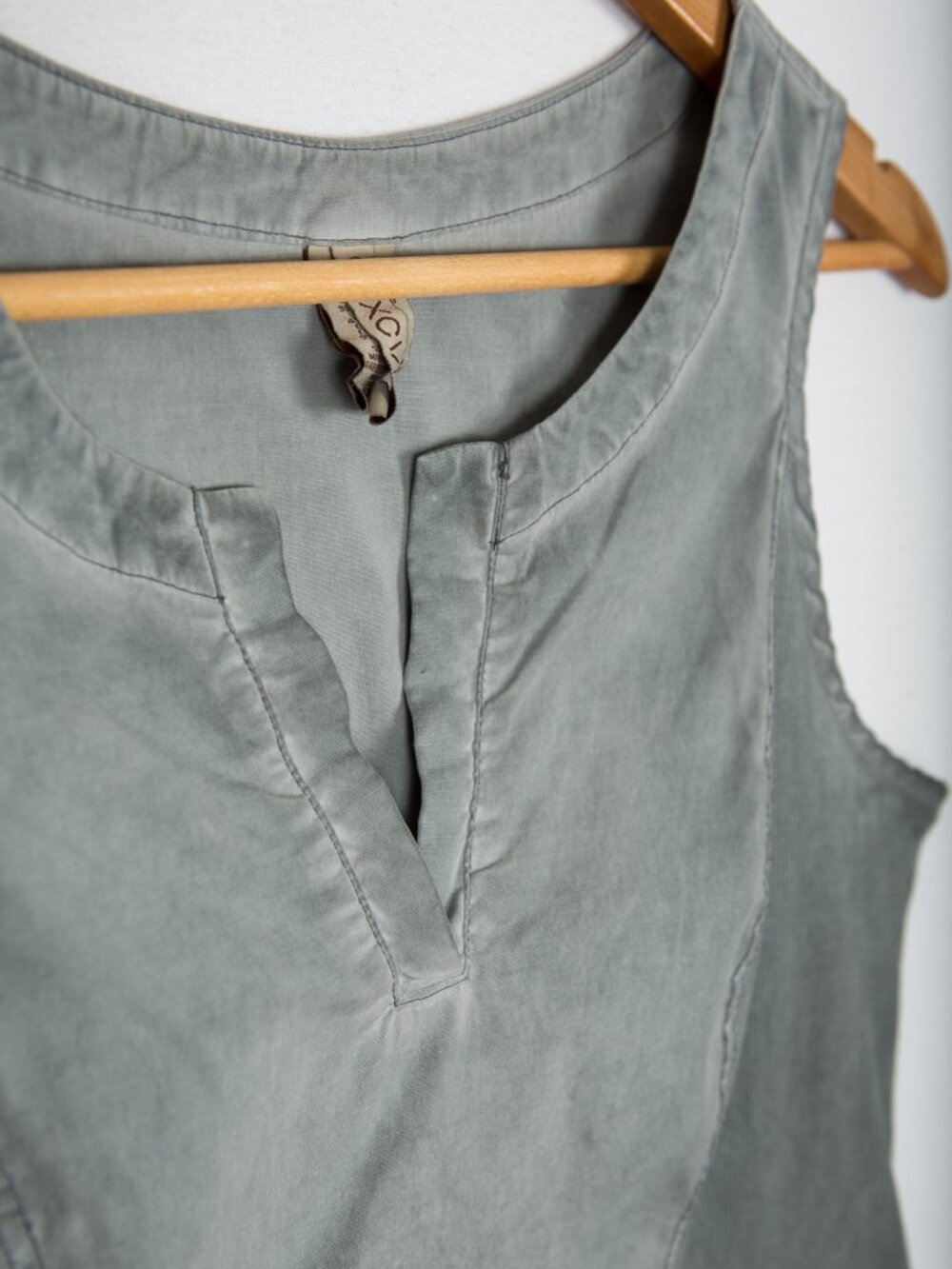 XCVI Washed Gray Cotton Ruched Side Sleeveless Dress Medium Y2K Cargo M - Picture 4 of 12